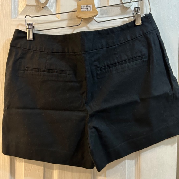 Banana Republic Black Slim Fit Shorts – Size 10, Dressy & Flattering - Picture 2 of 4